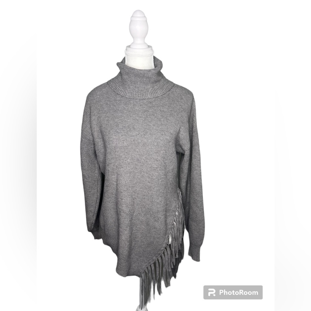 Cupio turtle neck pullover sweater